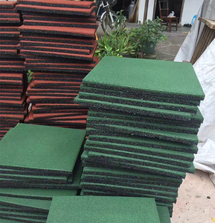 室外橡膠地墊_小區(qū)公園橡膠地板_兒童操場運動地板