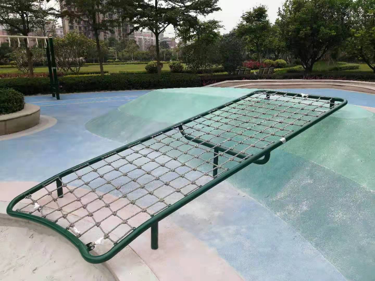 小區(qū)康體游樂設施戶外兒童攀爬架景觀園林小品組合滑梯|東莞奕翠園小區(qū)案例(圖4) 微信圖片_20210426142720.jpg