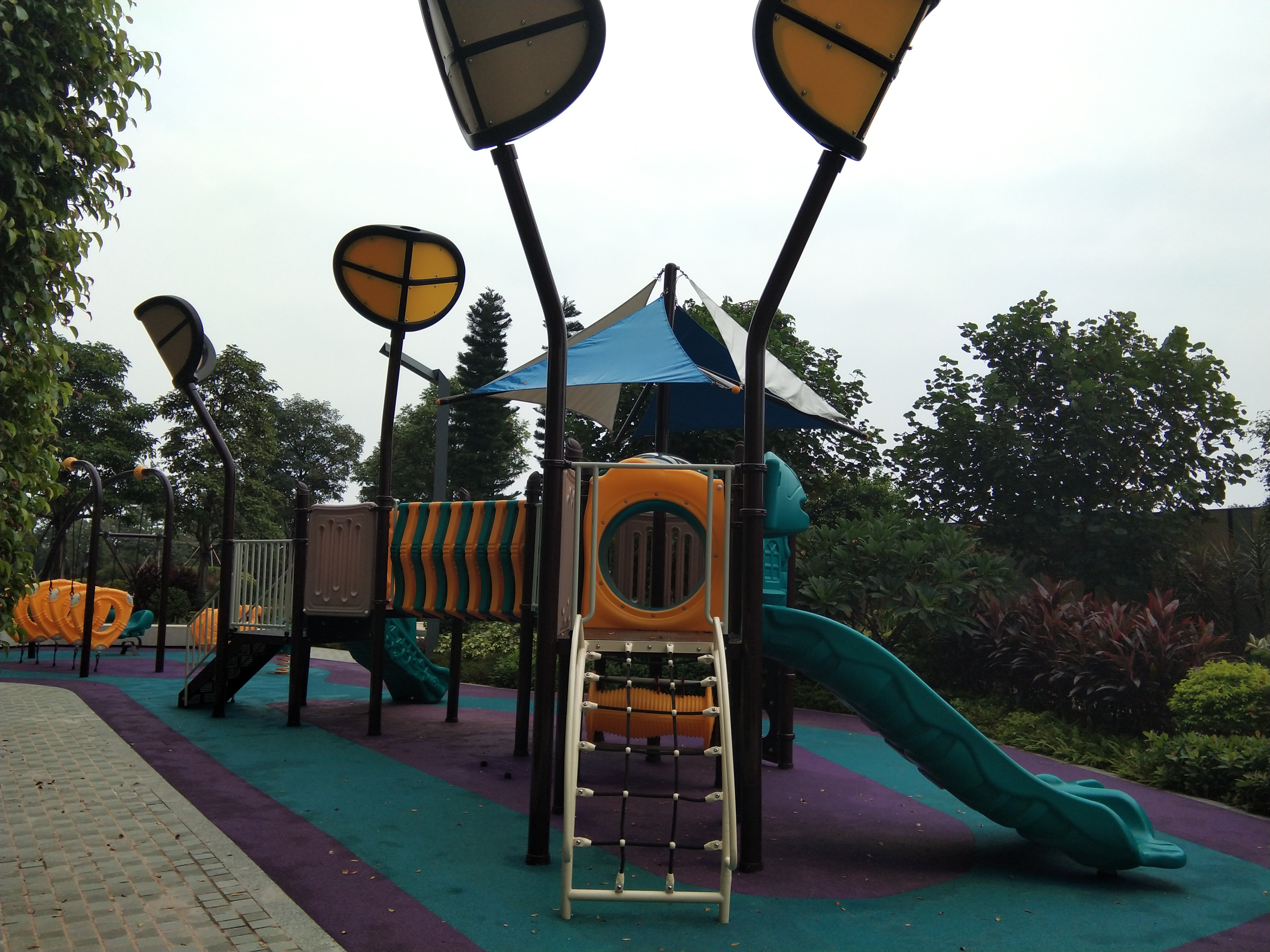 小區(qū)康體游樂設施戶外兒童攀爬架景觀園林小品組合滑梯|東莞奕翠園小區(qū)案例(圖5) QQ圖片20190921092642.jpg