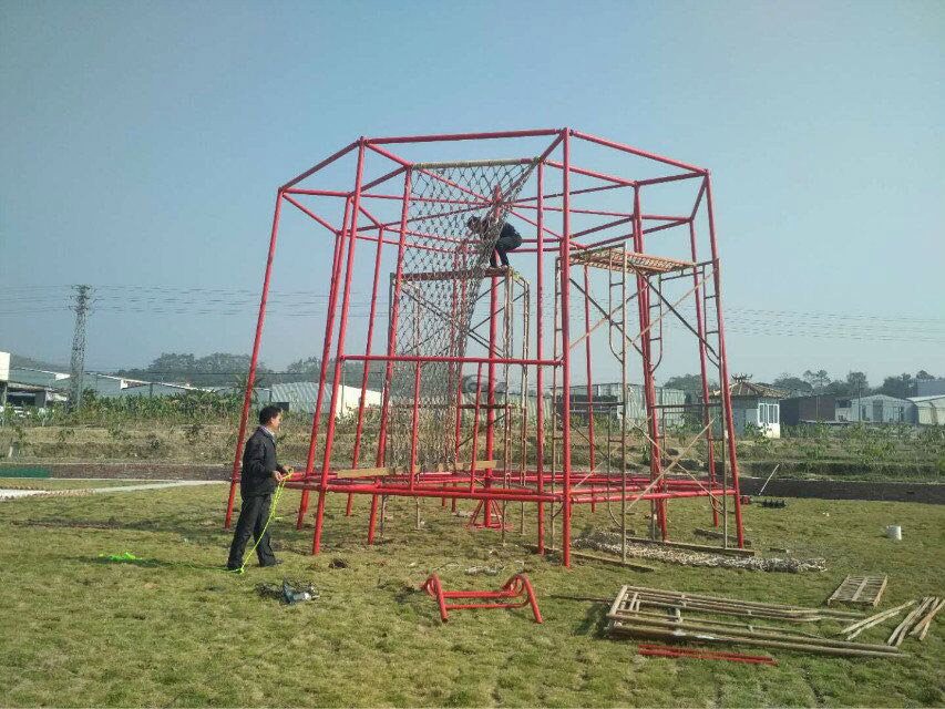 兒童戶外大型攀爬網(wǎng)兒童樂園無動力游樂設(shè)備案例丨云浮市美麗鄉(xiāng)村(圖2) QQ圖片20220719161520.jpg