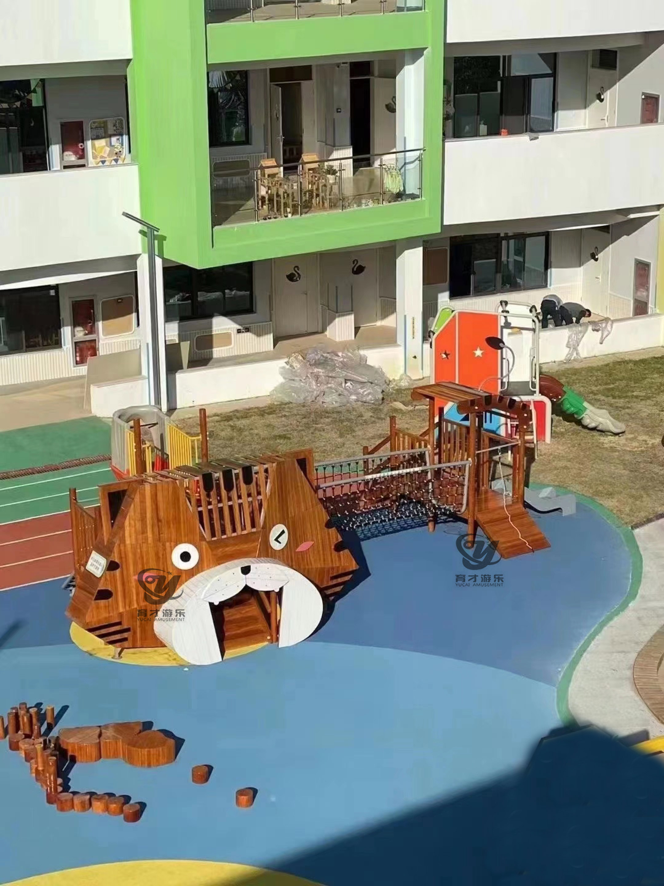 幼兒園室內(nèi)淘氣堡兒童木質(zhì)拓展滑梯大型戶外游樂設(shè)備案例_佛山萬福幼兒園(圖3) 微信圖片_20220721165730.jpg