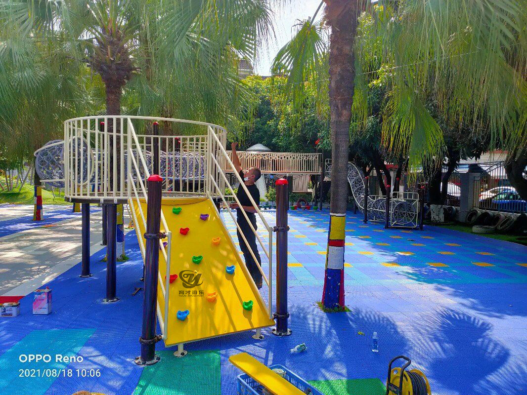 兒童戶外攀爬網(wǎng)園攀登網(wǎng)大型兒童拓展游藝設(shè)施案例|佛山雞洲幼兒園(圖6) QQ圖片20220723140846.jpg