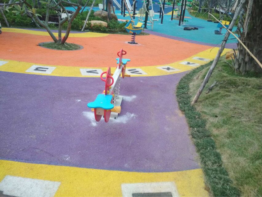 戶外游樂(lè)設(shè)備兒童攀爬網(wǎng)小區(qū)公園康體配套設(shè)施案例|廣西北海怡景苑(圖9) QQ圖片20220723154936.jpg