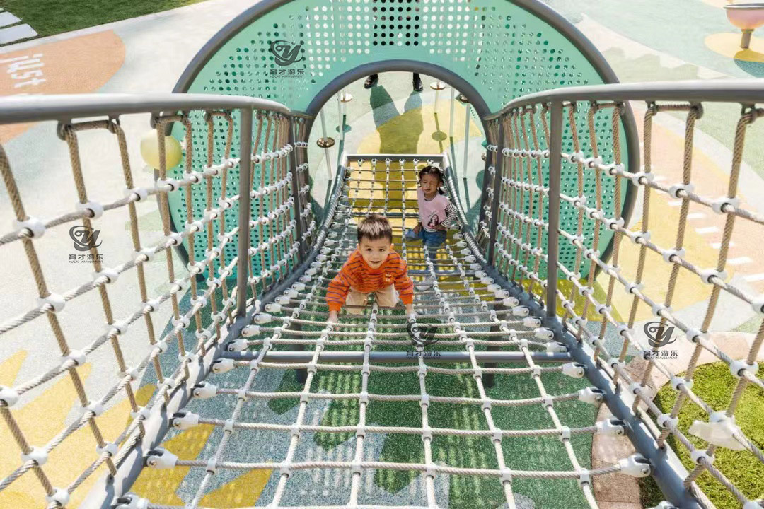 戶(hù)外無(wú)動(dòng)力非標(biāo)定制游樂(lè)設(shè)備案例分享_廣州市育才游樂(lè)設(shè)備有限公司(圖3) 微信圖片_20220728142524.jpg