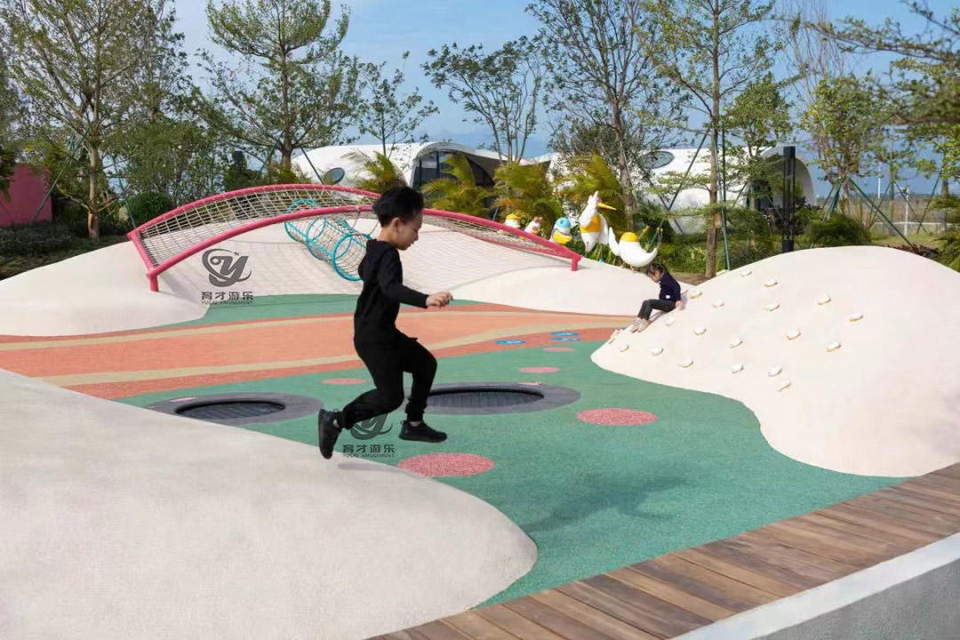 戶(hù)外無(wú)動(dòng)力非標(biāo)定制游樂(lè)設(shè)備案例分享_廣州市育才游樂(lè)設(shè)備有限公司(圖13) 微信圖片_20220728144054.jpg