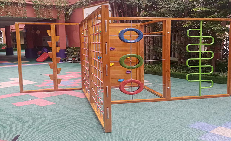 佛山幼兒園戶外兒童攀爬網(wǎng)游樂(lè)場(chǎng)拓展器材設(shè)施｜順德大良長(zhǎng)江幼兒園案例