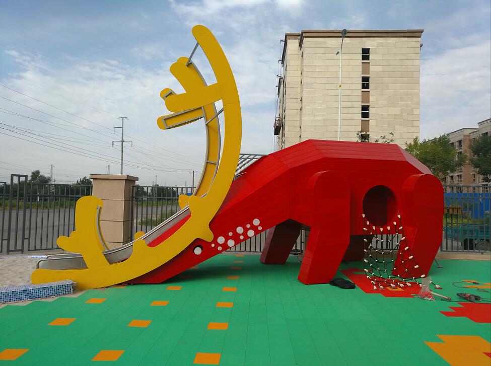 星匯幼兒園采購(gòu)大型戶外組合滑梯_幼兒園桌椅_懸浮地墊丨佛山順德星匯幼兒園案例(圖5) 5.jpg